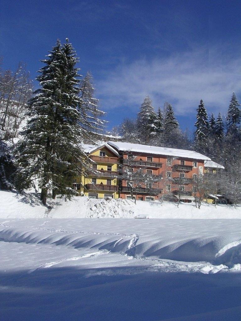 Hotel Miramonti Bedollo Bagian luar foto