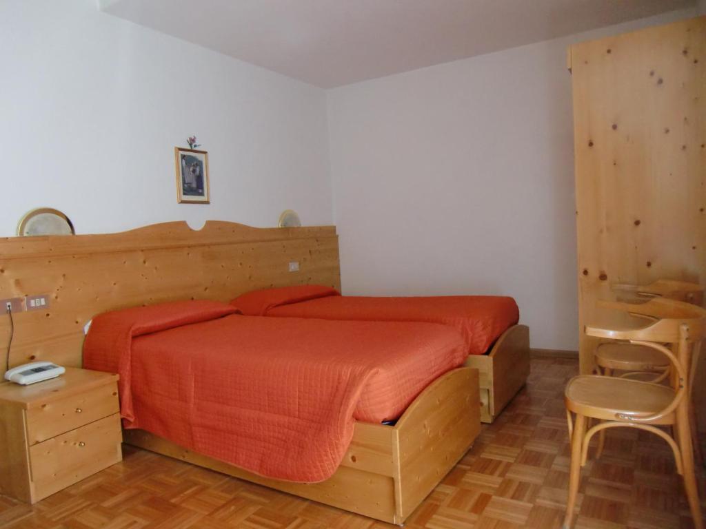 Hotel Miramonti Bedollo Ruang foto